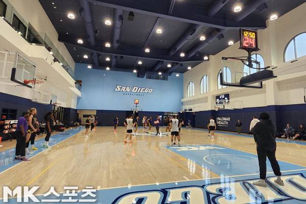 샌디에이고대학 농구부 훈련장에서 진행중인 스파크스 트레이닝캠프. 사진(美 샌디에이고)= 김재호 특파원