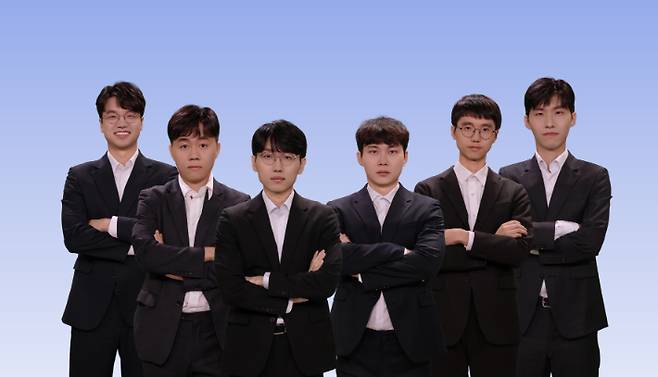 '춘란배'에 출전하는 안성준 9단, 신민준 9단, 신진서 9단, 박정환 9단, 변상일 9단, 김명훈 9단(사진 왼쪽부터). 한국기원 제공