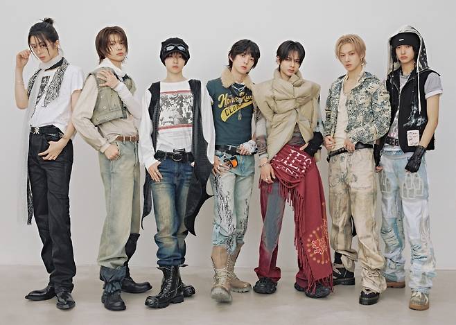 C9엔터테인먼트 제공