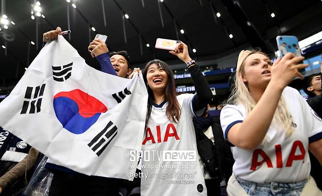 ▲ 올해 EPL 1군 무대를 꾸준히 밟은 한국인은 황희찬이 유일했다.&nbsp;울버햄프턴이 강등되면서 ‘코리안리거’ 명맥은 단절 위기에 놓이게 됐다.