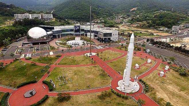 고흥우주항공축제가 열리는 나로우주센터 우주과학관 야외광장.<고흥군 제공>
