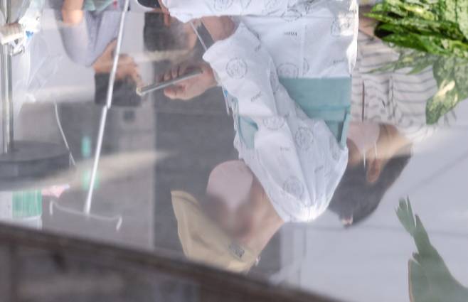 코로나 '매미' 등장?… 뜻·증상·백신·추이 총정리,  ‘BA.3.2’ 변이, 34개국서 검출…증상은?(연합뉴스)