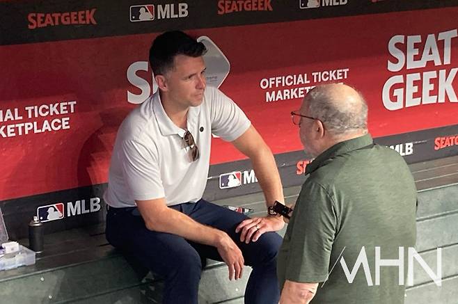 (버스터 포지(왼쪽) 샌프란시스코 야구운영부문 사장)