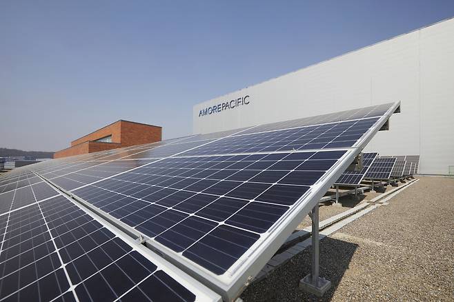 오산 뷰티파크 태양광 패널 사진(아모레퍼시픽)
