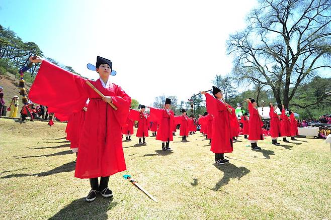 제59회 단종문화제가 24일부터 26일까지 장릉과 청령포, 동강 둔치 등에서 열린다. 영월군 제공