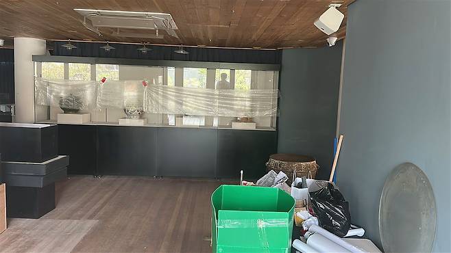 21일 ‘대한박물관’에 전시품이 놓여있다. 현장에서 만난 관계자는 다음 달 개관을 앞두고 있다고 말했다. 한찬우 기자