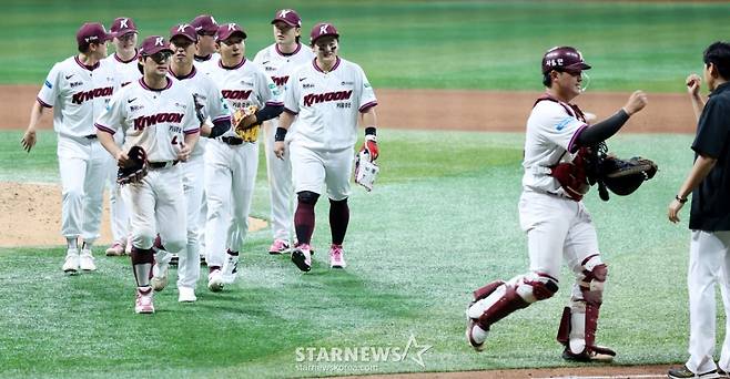 [한번에쓱] '1점을 지켜라'특명받은 유토, 가슴이 터질듯한 긴장감 이겨냈다!스