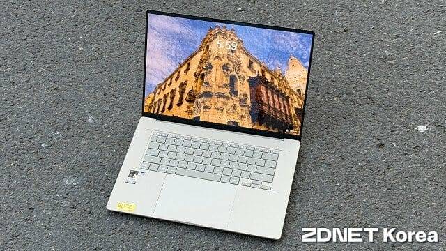 퀄컴 스냅드래곤 X2 엘리트 익스트림 탑재 에이수스 젠북 A16(2026). (사진=지디넷코리아)