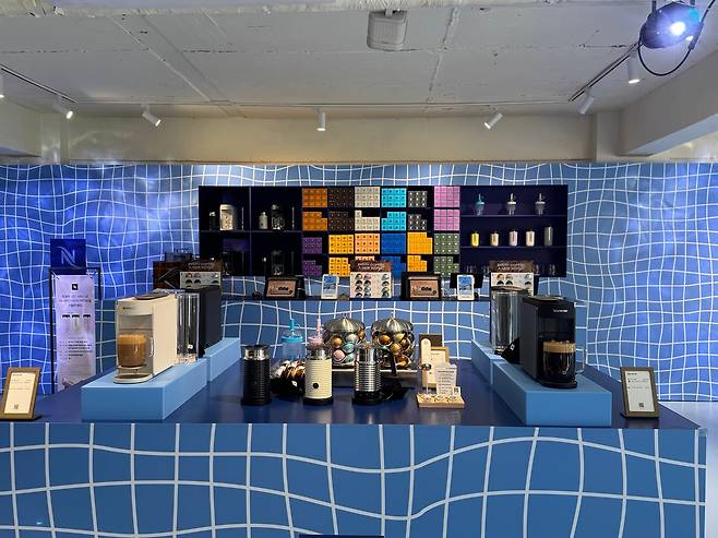 네스프레소가 오는 24일부터 5월 3일까지 서울 성수동 '더 가베'에서 진행하는 '버츄오 월드' 팝업스토어./변지희 기자