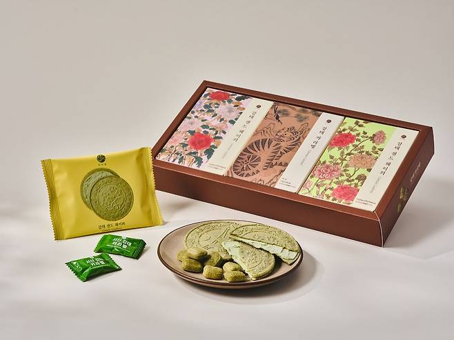 바다숲이 자연산 감태를 활용한 프리미엄 디저트 선물세트를 출시하고 글로벌 시장 공략에 나섰다. 사진 바다숲