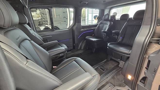 스타리아 리무진 실내 [사진촬영=최기성 매경 디지털뉴스룸 기자]