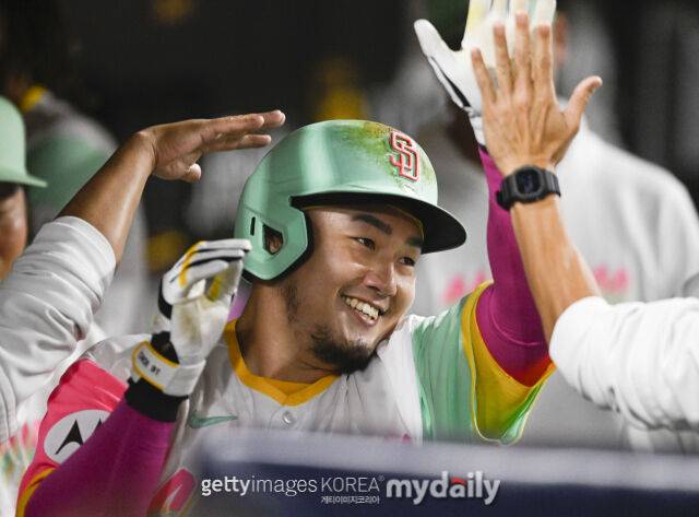 최지만이 울산 웨일즈 유니폼을 입는다. 2023년 샌디에이고 파드리스 소속으로 경기에 출전한 최지만. /게티이미지코리아