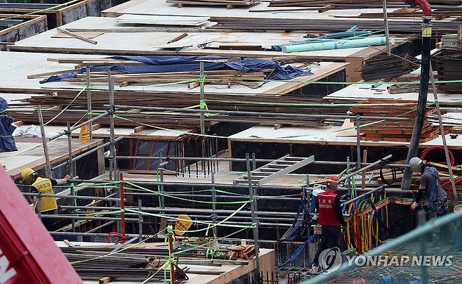 아파트 건설 현장 [연합뉴스 자료사진]