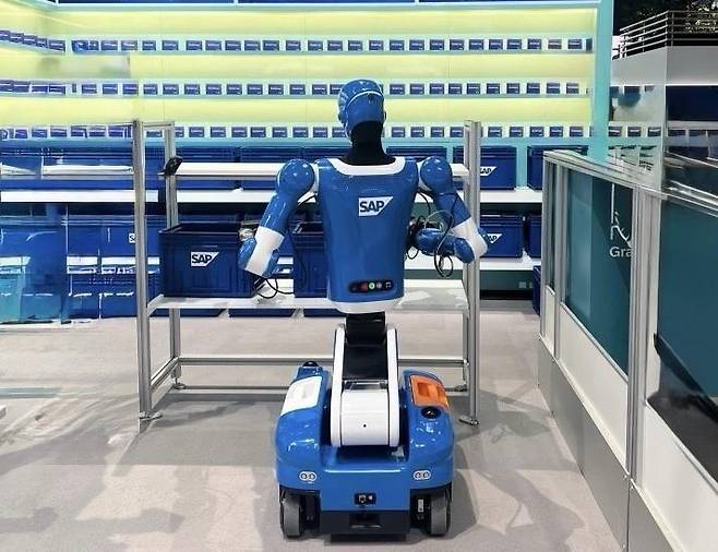 로봇 시연 [SAP 제공. 재판매 및 DB 금지]