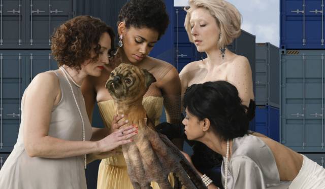 탕 컨템포러리 아트가 상영한 AES+F의 '인베르소 문두스', 비디오 설치, 38분 20초, 2015. 루프 플러스 제공