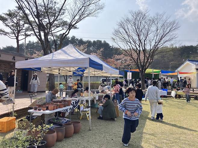 지난 11일  어린이들을 위한해 열린 상주박물관  봄봄 쌀롱에서 열린 백원장.<상주박물관제공>