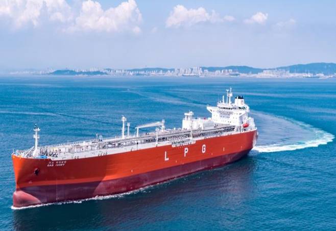 KSS해운은 지난 23일 최대주주가 KSS해운 사내근로복지기금으로 변경됐다고 공시했습니다. / KSS해운