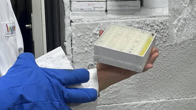 영하 80도 초저온 냉동고에는 5000여종이 넘은 균주가 보관돼 있다. 김혜린 기자 sinnala8@donga.com