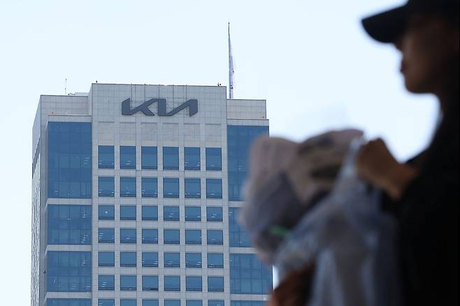 기아가 24일 1분기 실적을 발표했다. 사진은 이날 서울 서초구 기아 본사 모습. 연합뉴스