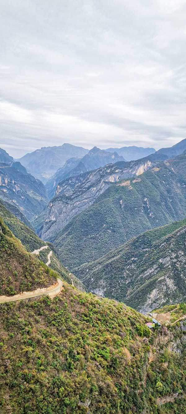란잉대협곡. 태초 원시적 비경이 고스란히 남아 있다.
