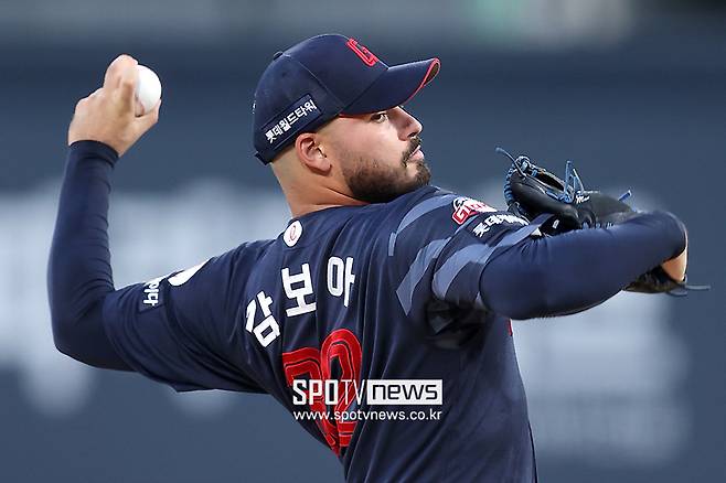 ▲ 메이저리그 승격 가능성이 점차 사라지고 있는 감보아는 어깨의 피로도를 털어내는 게 우선이다 ⓒ곽혜미 기자