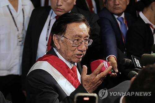 호세 발카사르 임시대통령 [AP=연합뉴스]