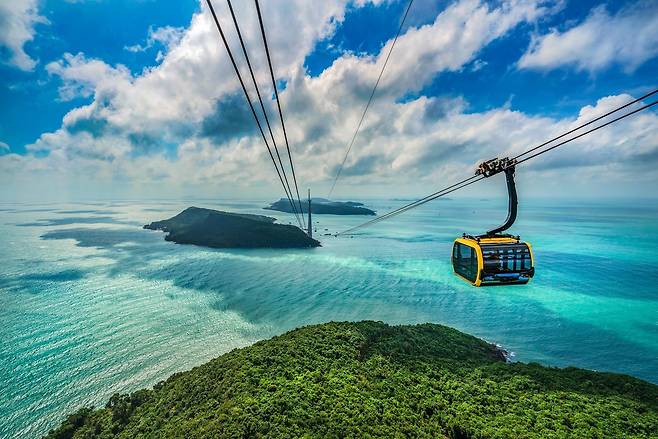 A view from the Hon Thom Cable Car in Phu Quoc (Sun Group)