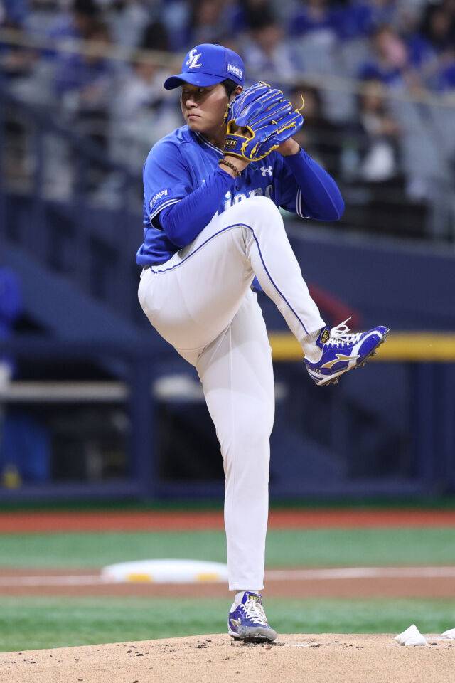 왼손 이승현이 24일 고척 키움 히어로즈전 선발 등판해 공을 던지고 있다./삼성 라이온즈 제공