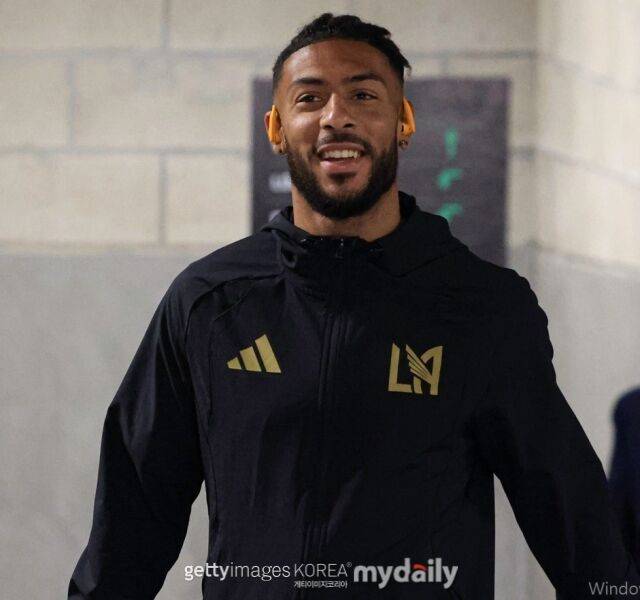 LAFC의 부앙가가 오스틴과의 2026시즌 MLS 원정 경기를 앞두고 라커룸으로 향하고 있다./게티이미지코리아