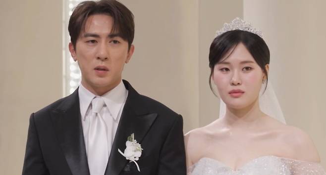 김원훈, 엄지윤이 결혼식 콘텐츠 영상을 촬영했다./사진제공=MBC