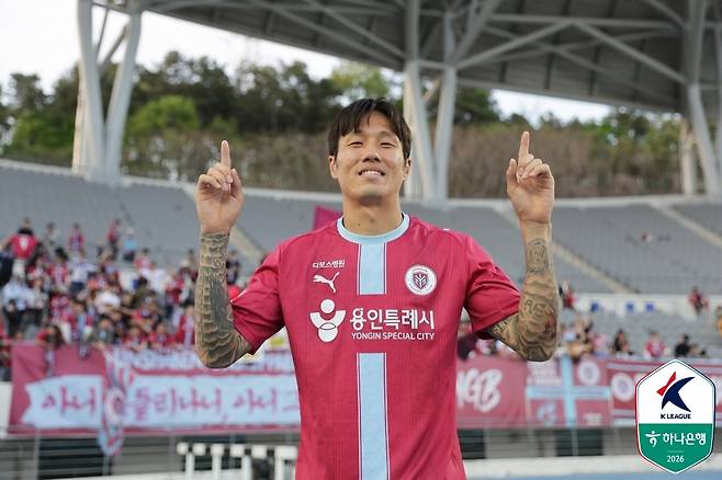 멀티골로 용인의 첫승을 이끈 석현준 (한국프로축구연맹 제공)