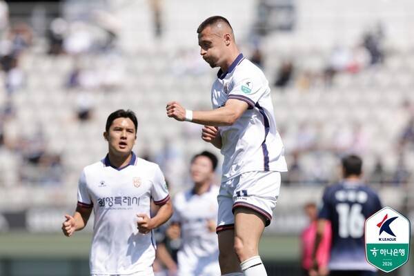 선제골 이후 환호하는 화성FC 플라나. /사진=한국프로축구연맹