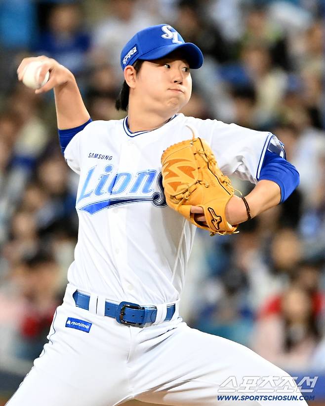 21일 대구삼성라이온즈파크에서 열린 SSG와 삼성의 경기. 삼성 장찬희가 역투하고 있다. 대구=허상욱 기자wook@sportschosun.com/2026.04.21/