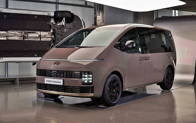 카니발 역성혁명에 자극받은 스타리아 리무진 [사진출처=현대차]