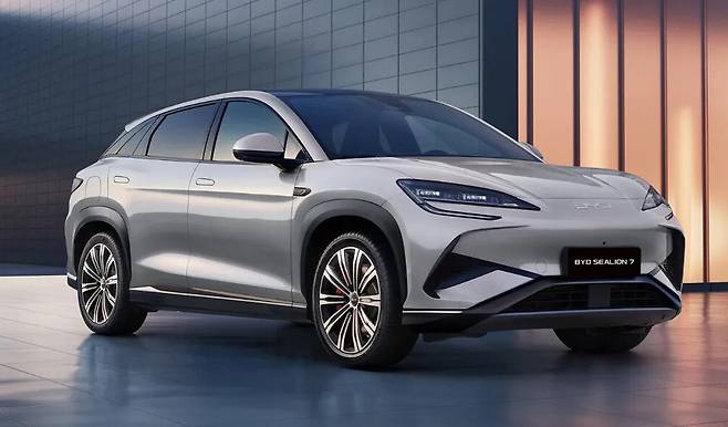 BYD 돌풍을 이끌고 있는 중형 SUV '씨라이언 7'. BYD코리아