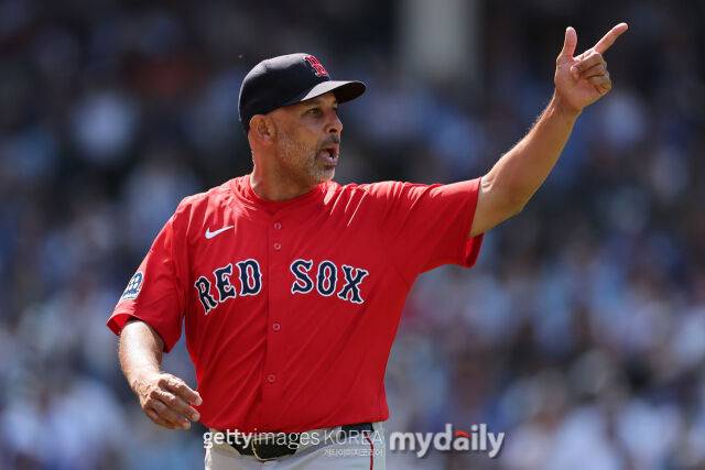 알렉스 코라 감독이 경질됐다./게티이미지코리아