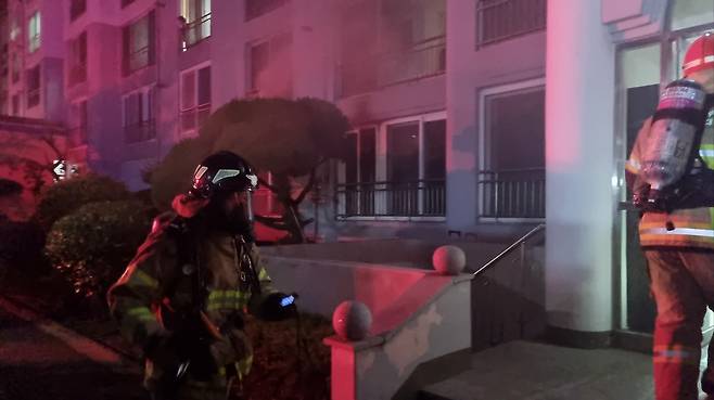 화재 현장 [경남소방본부 제공. 재판매 및 DB 금지]