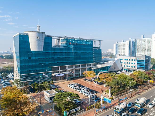 옹진군청 청사 전경. <옹진군 제공>