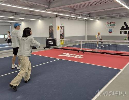 ◇10분 레슨을 진행한 후 P17 회원들과 함께 게임을 진행하는 모습. 사진=독자제공