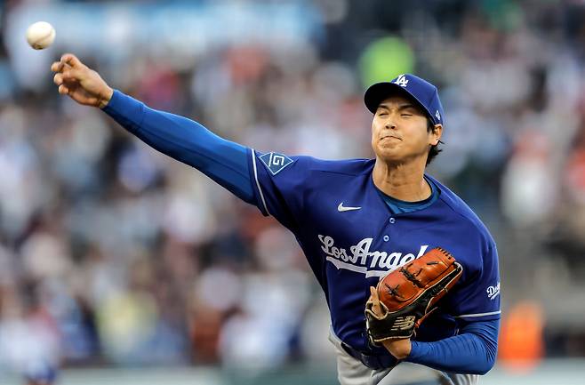 Los Angeles Dodgers pitcher Shohei Ohtani throws in the first inning against the San Francisco Giants in a baseball game Wednesday, April 22, 2026, in San Francisco. (Carlos Avila Gonzalez/San Francisco Chronicle via AP) MANDATORY CREDIT: PHOTOGRAPHER AND SAN FRANCISCO CHRONICLE; SAN JOSE MERCURY NEWS OUT; EAST BAY TIMES OUT; MARIN INDEPENDENT JOURNAL OUT; SAN FRANCISCO EXAMINER OUT







<저작권자(c) 연합뉴스, 무단 전재-재배포, AI 학습 및 활용 금지>