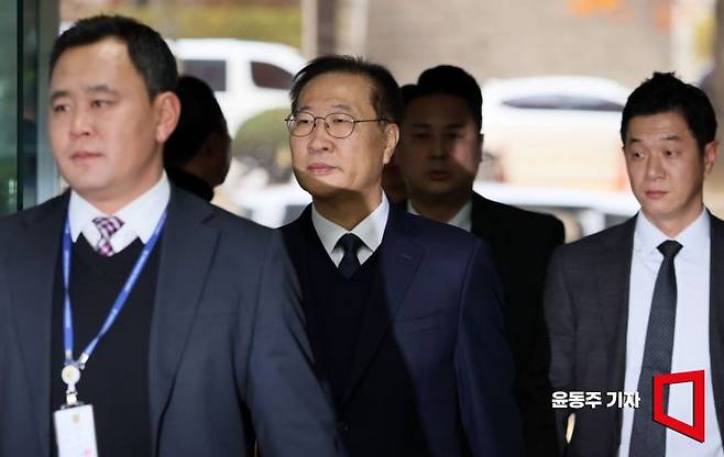 박성재 전 법무부 장관이 13일 구속영장 실질심사를 받기 위해 서울중앙지법으로 출석하고 있다. 2025.11.13 윤동주 기자