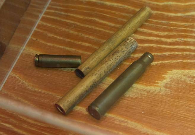 과거에는 흔히 볼 수 있는 나무나 탄피 등을 기표용구로 사용했다.