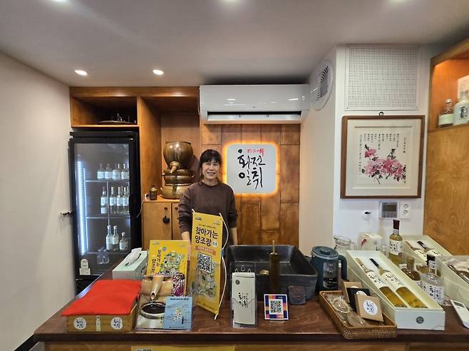 춘천 의암호 바로 앞에 있는 지시율 화전일취 유소영 대표. / 사진. ©명욱