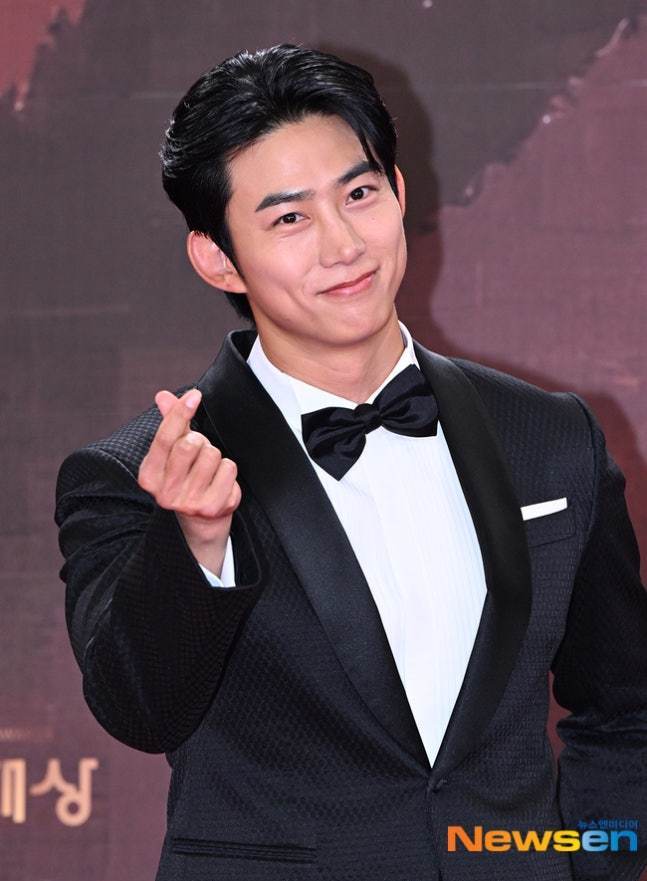 뉴스엔 DB 옥택연