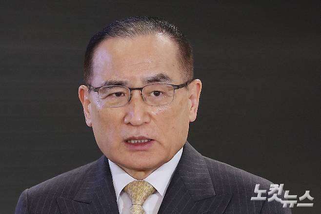 위성락 국가안보실장이 취재진 질문에 답하고 있다. 인천=류영주 기자