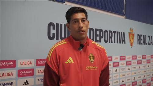 폭력 행위로 물의 빚은 것에 대해 사과하는 에스테반 안드라다 [레알 사라고사 구단 공식 유튜브 화면 캡처. 재판매 및 DB 금지]