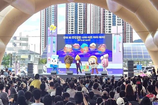 지난해 9월 대구과학관에서 열린 YES! 키즈존, 브레드이발소 공연 모습. 달성군 제공