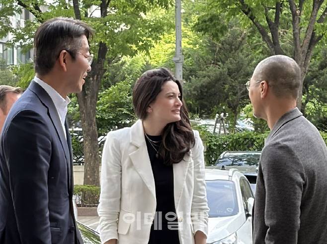 젠슨 황 엔비디아 최고경영자(CEO)의 장녀 매디슨 황 옴니버스 및 로보틱스 제품 마케팅 수석 이사가 28일 서울 영등포구 LG트윈타워를 찾았다.(사진=공지유 기자)