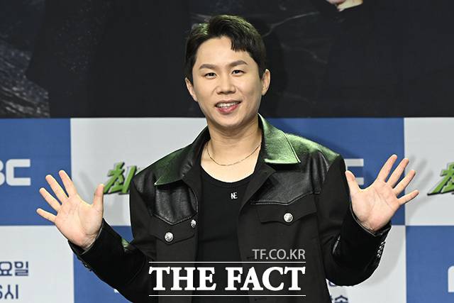 코미디언 양세형은 동시간대 방송하는 SBS '런닝맨'에 출연하는 동생 양세찬과 맞대결을 펼친다. /송호영 기자