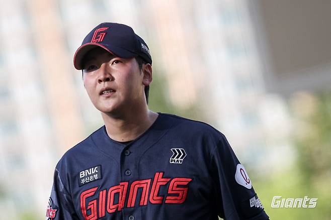 롯데는 2024시즌 후반기, 막 주전으로 올라선 젊은 야수들이 중요한 상황에서 실책을 많이 하며 승률 관리에 어려움을 겪었다. 올 시즌 초반부터 흡사한 현상이 나왔다. 사진=롯데 자이언츠  